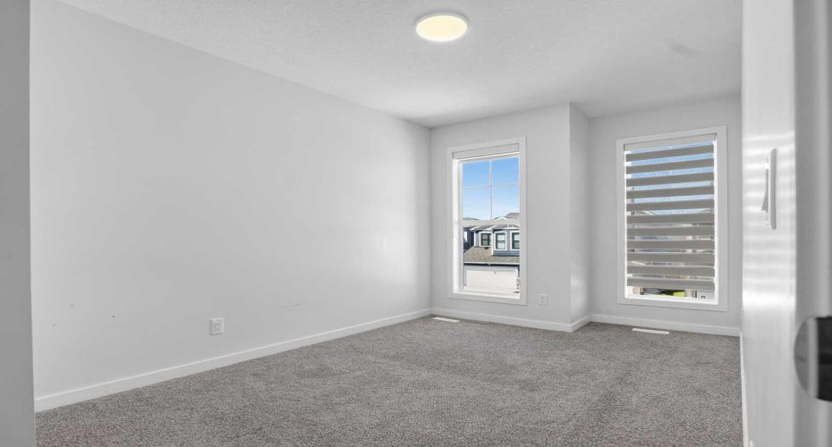274 Lucas Place, Calgary, Alberta T2P 2E4, 7 Bedroom Bedrooms, 0 ,4 BathroomBathrooms,Residential,For Sale,Lucas,0,A2327141