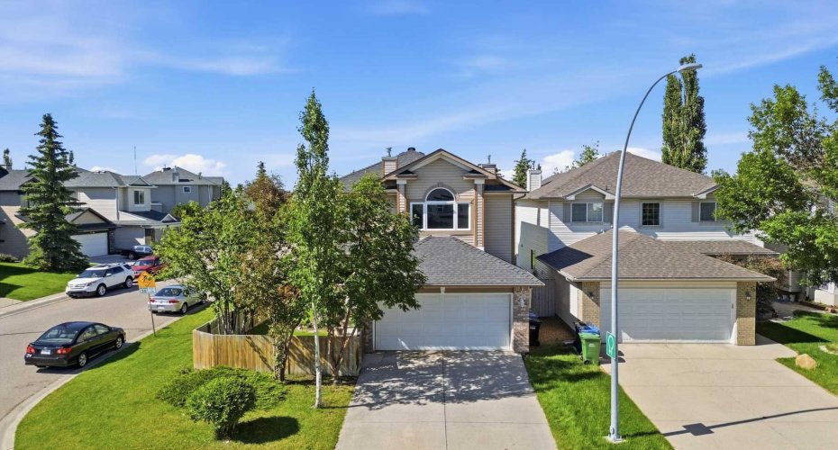 79 Citadel Crest Heath, Calgary, Alberta T3G 4W4, 3 Bedroom Bedrooms, 0 ,3 BathroomBathrooms,Residential,For Sale,Citadel Crest,0,A2327203