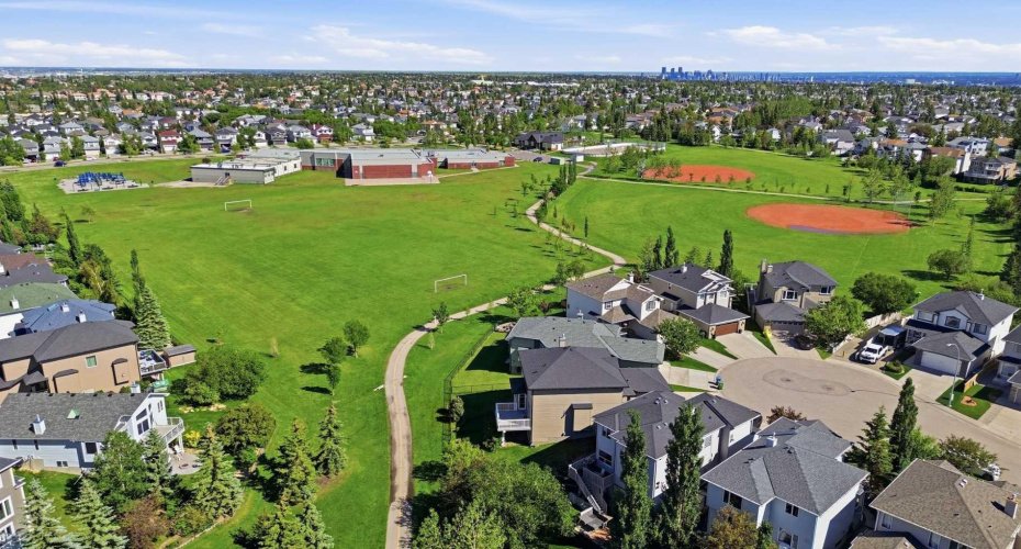79 Citadel Crest Heath, Calgary, Alberta T3G 4W4, 3 Bedroom Bedrooms, 0 ,3 BathroomBathrooms,Residential,For Sale,Citadel Crest,0,A2327203