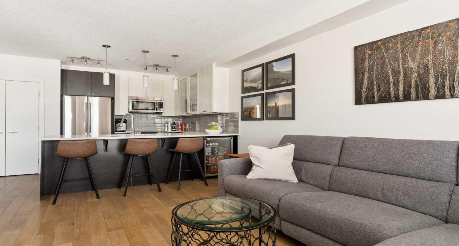 836 Royal Avenue, Calgary, Alberta T2T 0L3, 1 Bedroom Bedrooms, 0 ,1 BathroomBathrooms,Residential,For Sale,Royal,0,A2327214
