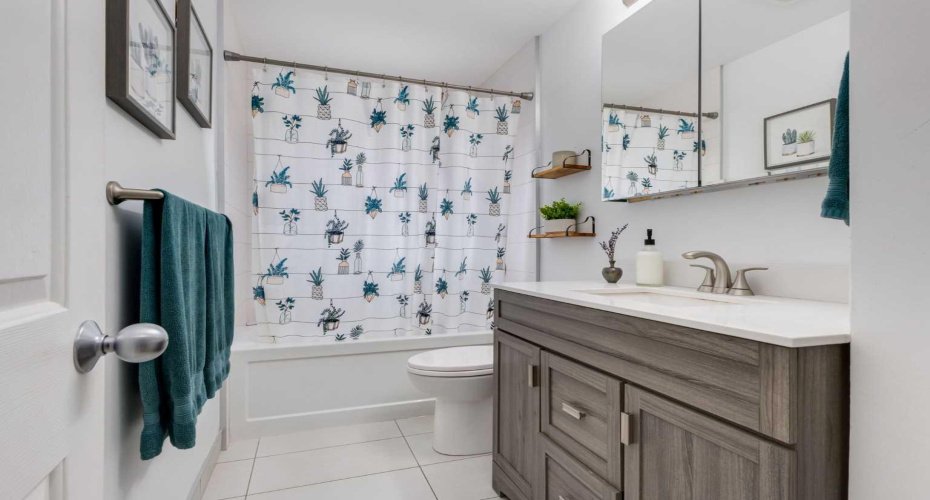3931 23 Avenue, Calgary, Alberta T3E 0J9, 5 Bedroom Bedrooms, 0 ,2 BathroomBathrooms,Residential,For Sale,23,0,A2327215