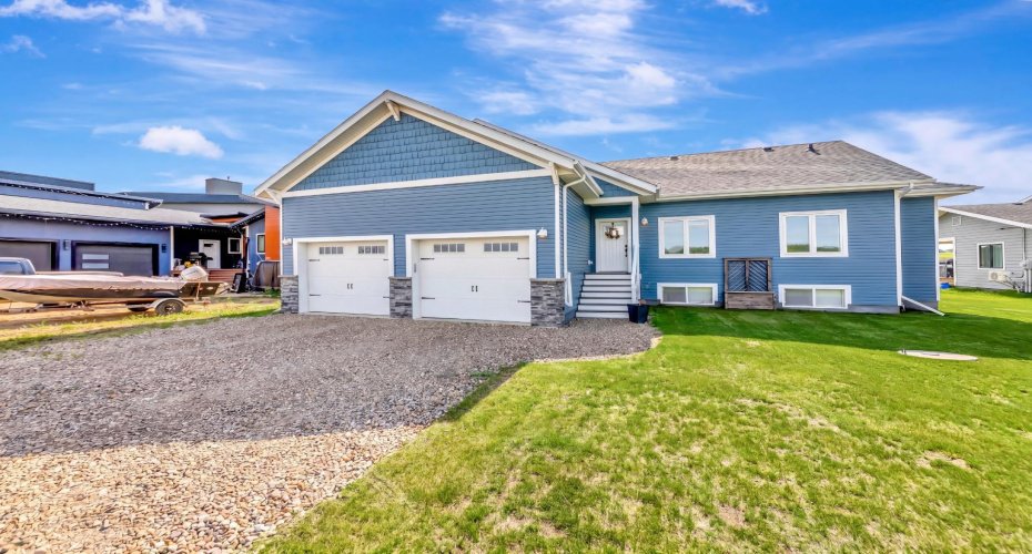 112 Sandy Beach, Sandy Beach (Sask), Saskatchewan S9V 0X8, 5 Bedroom Bedrooms, 0 ,3 BathroomBathrooms,Residential,For Sale,Sandy,0,A2327231