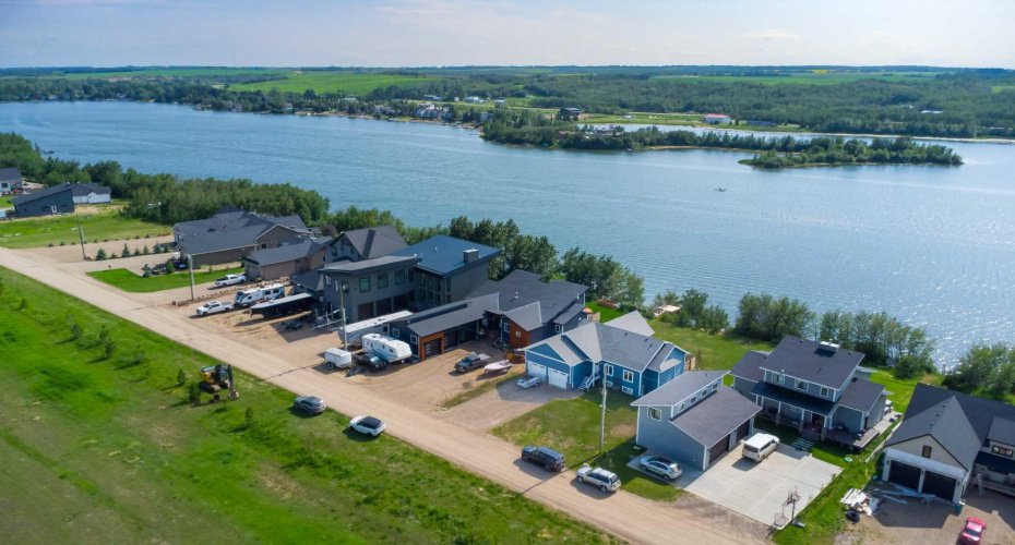 112 Sandy Beach, Sandy Beach (Sask), Saskatchewan S9V 0X8, 5 Bedroom Bedrooms, 0 ,3 BathroomBathrooms,Residential,For Sale,Sandy,0,A2327231