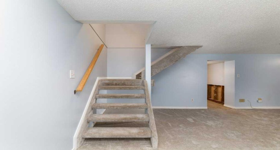 126 Queen Street, Elnora, Alberta T0M 0A9, 3 Bedroom Bedrooms, 0 ,2 BathroomBathrooms,Residential,For Sale,Queen,0,A2327264