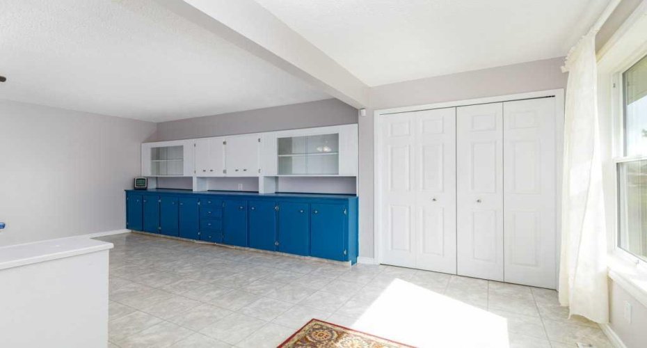 126 Queen Street, Elnora, Alberta T0M 0A9, 3 Bedroom Bedrooms, 0 ,2 BathroomBathrooms,Residential,For Sale,Queen,0,A2327264