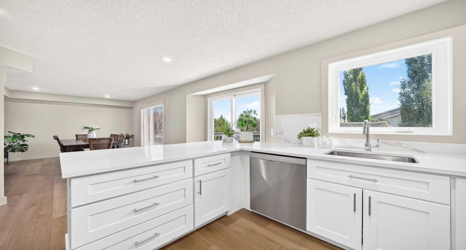 21 Shawbrooke Bay, Calgary, Alberta T2Y 3A1, 4 Bedroom Bedrooms, 0 ,4 BathroomBathrooms,Residential,For Sale,Shawbrooke,0,A2327387 21 Shawbrooke Bay, Calgary, Alberta T2Y 3A1, 4 Bedroom Bedrooms, 0 ,4 BathroomBathrooms,Residential,For Sale,Shawbrooke,0,A2327387