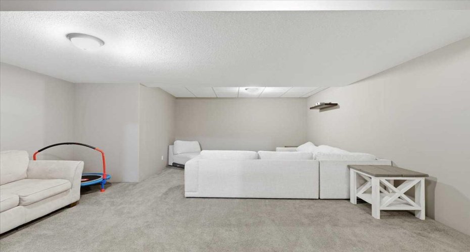 50346 RGE RD 275, Calmar, Alberta T0C 0V0, 5 Bedroom Bedrooms, 0 ,4 BathroomBathrooms,Residential,For Sale,RGE RD 275,0,A2327445