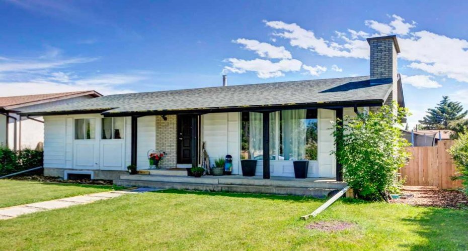 14 Mist Road, High River, Alberta T1V 1C4, 4 Bedroom Bedrooms, 0 ,3 BathroomBathrooms,Residential,For Sale,Mist,0,A2327504