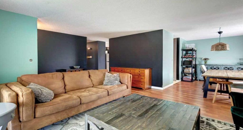 14 Mist Road, High River, Alberta T1V 1C4, 4 Bedroom Bedrooms, 0 ,3 BathroomBathrooms,Residential,For Sale,Mist,0,A2327504