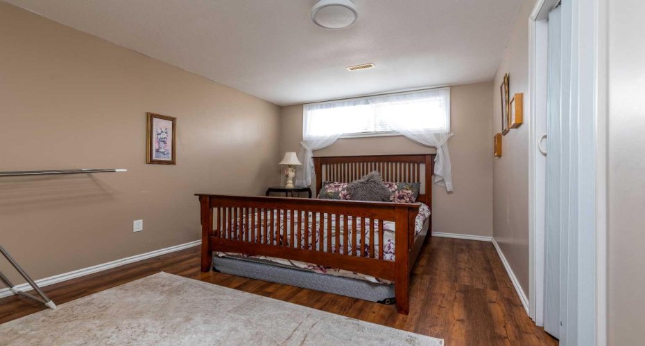 2205 51 Avenue, Lloydminster, Alberta T9V 3H4, 4 Bedroom Bedrooms, 0 ,2 BathroomBathrooms,Residential,For Sale,51,0,A2327539