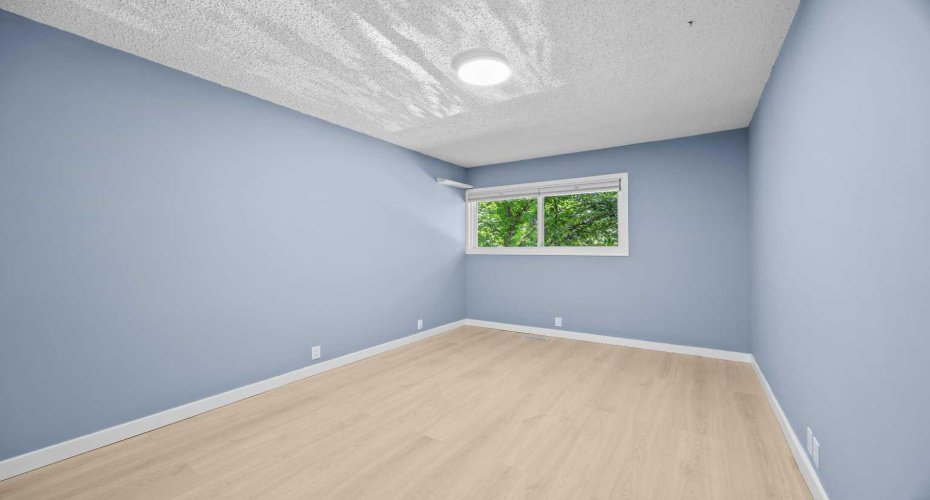 115 Bergen Road, Calgary, Alberta t3k1p2, 3 Bedroom Bedrooms, 0 ,2 BathroomBathrooms,Residential,For Sale,Bergen,0,A2327583