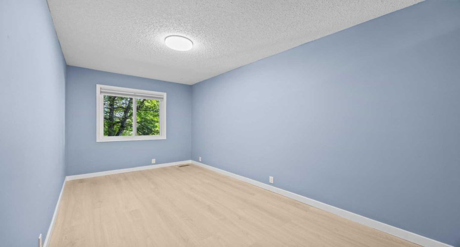 115 Bergen Road, Calgary, Alberta t3k1p2, 3 Bedroom Bedrooms, 0 ,2 BathroomBathrooms,Residential,For Sale,Bergen,0,A2327583