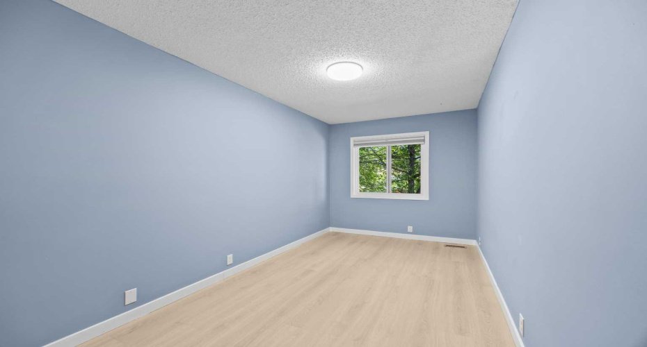 115 Bergen Road, Calgary, Alberta t3k1p2, 3 Bedroom Bedrooms, 0 ,2 BathroomBathrooms,Residential,For Sale,Bergen,0,A2327583
