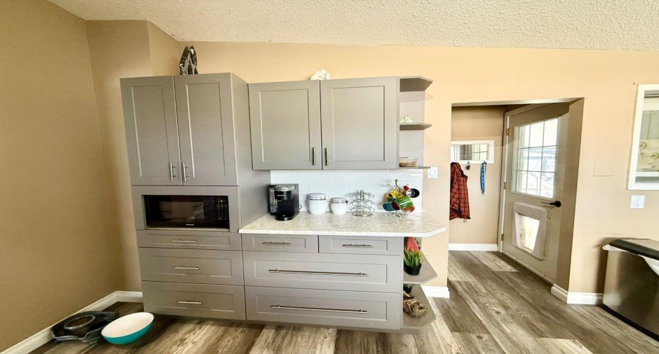 132 SUNWAPTA Drive, Hinton, Alberta T7V1G2, 6 Bedroom Bedrooms, 0 ,2 BathroomBathrooms,Residential,For Sale,SUNWAPTA,0,A2327595