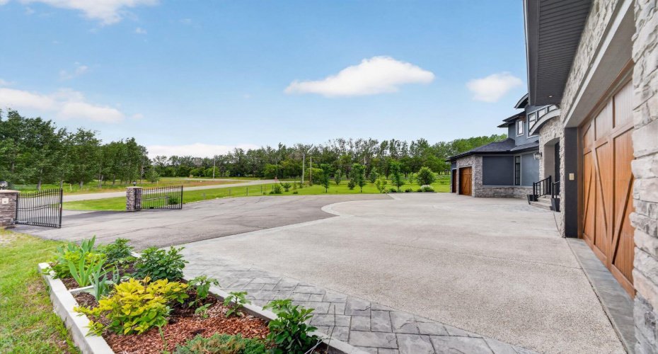 246051 20 Street, Rural Foothills County, Alberta T1S 3N1, 5 Bedroom Bedrooms, 0 ,7 BathroomBathrooms,Residential,For Sale,20,0,A2327606