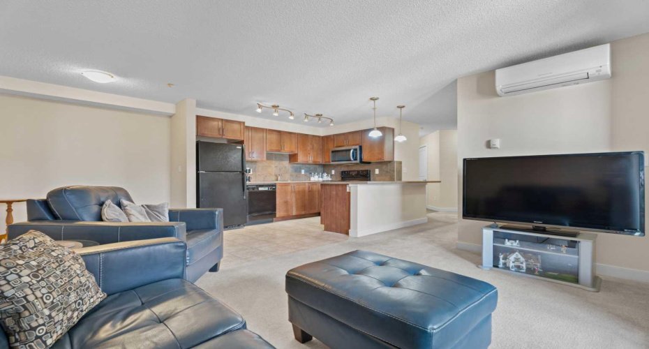 162 Country Village Circle, Calgary, Alberta T3K 0E6, 2 Bedroom Bedrooms, 0 ,2 BathroomBathrooms,Residential,For Sale,Country Village,0,A2327635