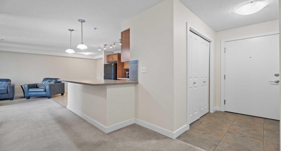 162 Country Village Circle, Calgary, Alberta T3K 0E6, 2 Bedroom Bedrooms, 0 ,2 BathroomBathrooms,Residential,For Sale,Country Village,0,A2327635