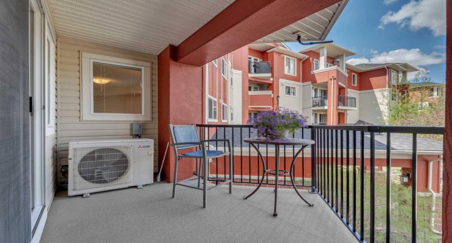 162 Country Village Circle, Calgary, Alberta T3K 0E6, 2 Bedroom Bedrooms, 0 ,2 BathroomBathrooms,Residential,For Sale,Country Village,0,A2327635