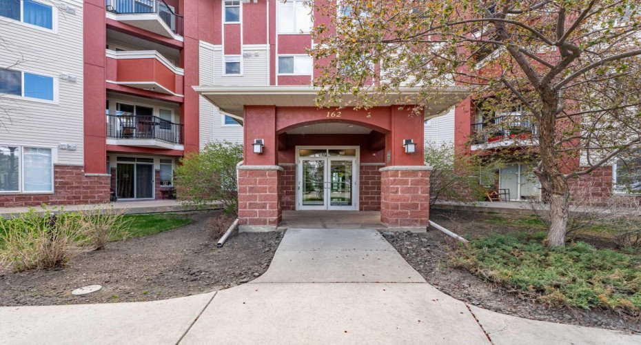162 Country Village Circle, Calgary, Alberta T3K 0E6, 2 Bedroom Bedrooms, 0 ,2 BathroomBathrooms,Residential,For Sale,Country Village,0,A2327635