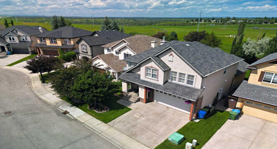 161 Cranleigh Bay, Calgary, Alberta T3M 1H5, 3 Bedroom Bedrooms, 0 ,3 BathroomBathrooms,Residential,For Sale,Cranleigh,0,A2327641