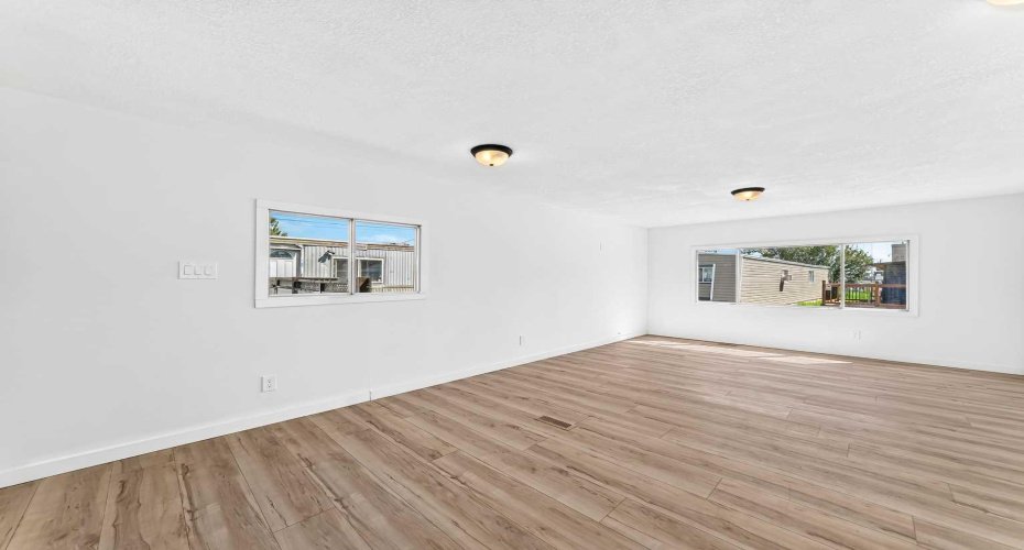 2106 50 Street, Calgary, Alberta T2B 1M7, 3 Bedroom Bedrooms, 0 ,1 BathroomBathrooms,Mobile,For Sale,50,0,A2327664