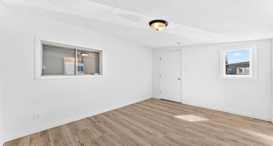2106 50 Street, Calgary, Alberta T2B 1M7, 3 Bedroom Bedrooms, 0 ,1 BathroomBathrooms,Mobile,For Sale,50,0,A2327664