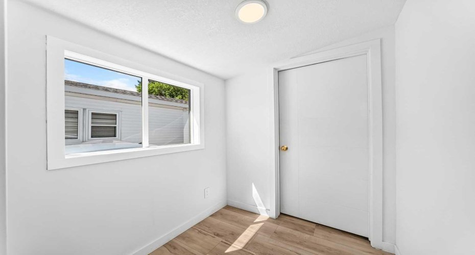 2106 50 Street, Calgary, Alberta T2B 1M7, 3 Bedroom Bedrooms, 0 ,1 BathroomBathrooms,Mobile,For Sale,50,0,A2327664