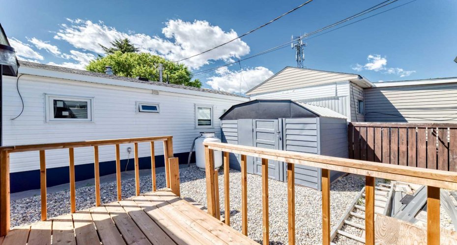 2106 50 Street, Calgary, Alberta T2B 1M7, 3 Bedroom Bedrooms, 0 ,1 BathroomBathrooms,Mobile,For Sale,50,0,A2327664