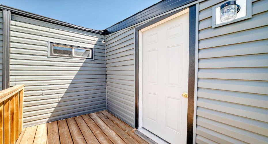 2106 50 Street, Calgary, Alberta T2B 1M7, 3 Bedroom Bedrooms, 0 ,1 BathroomBathrooms,Mobile,For Sale,50,0,A2327664