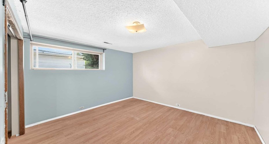 6839 Huntridge Hill, Calgary, Alberta T2K 4A1, 4 Bedroom Bedrooms, 0 ,3 BathroomBathrooms,Residential,For Sale,Huntridge,0,A2327673