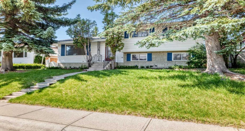 6839 Huntridge Hill, Calgary, Alberta T2K 4A1, 4 Bedroom Bedrooms, 0 ,3 BathroomBathrooms,Residential,For Sale,Huntridge,0,A2327673