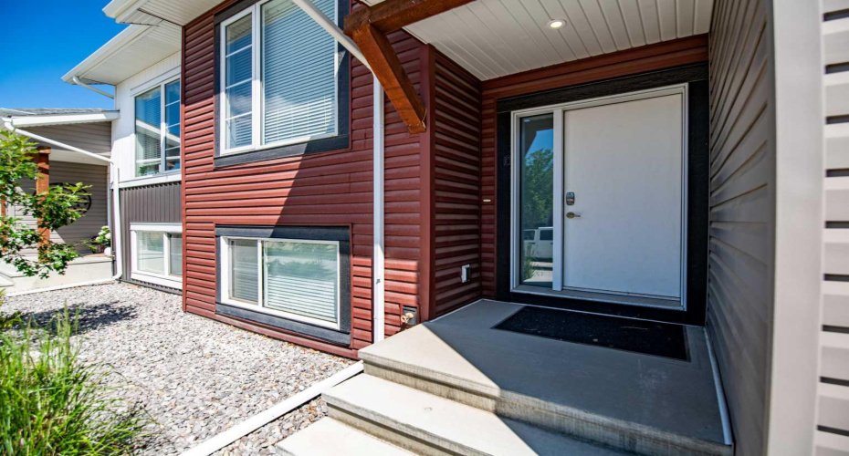 36 Evergreen Way, Red Deer, Alberta T4P 3E5, 3 Bedroom Bedrooms, 0 ,3 BathroomBathrooms,Residential,For Sale,Evergreen,0,A2327679
