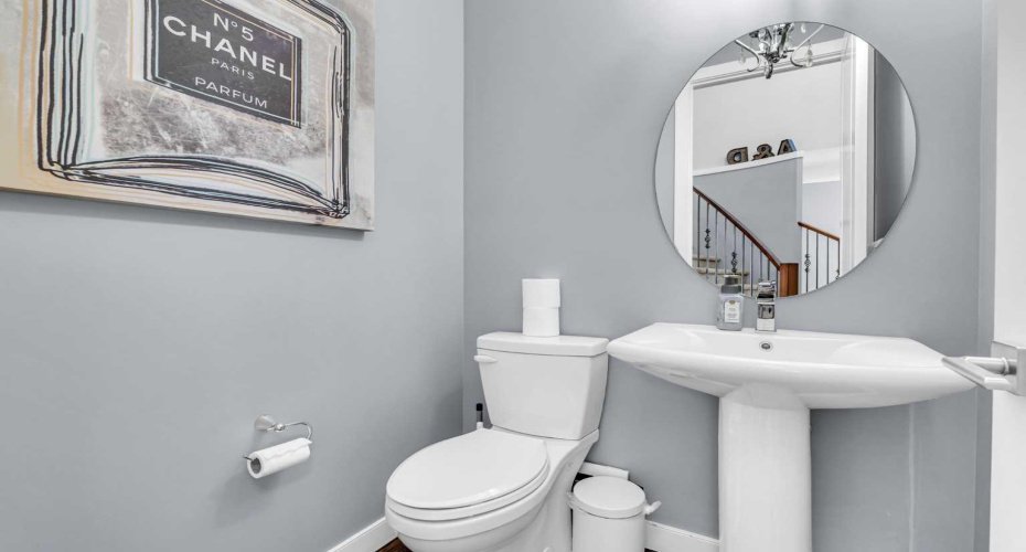 284 Rainbow Falls Way, Chestermere, Alberta T1X 0T1, 4 Bedrooms Bedrooms, ,4 BathroomsBathrooms,Residential,For Sale,Rainbow Falls,A2327726