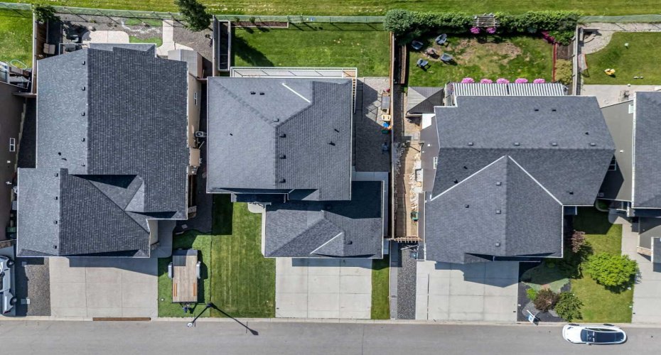 284 Rainbow Falls Way, Chestermere, Alberta T1X 0T1, 4 Bedrooms Bedrooms, ,4 BathroomsBathrooms,Residential,For Sale,Rainbow Falls,A2327726