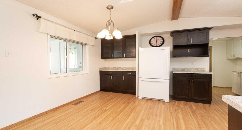 2921 29 Street, Lethbridge, Alberta T1K 6S7, 3 Bedroom Bedrooms, 0 ,2 BathroomBathrooms,Mobile,For Sale,29,0,A2327728