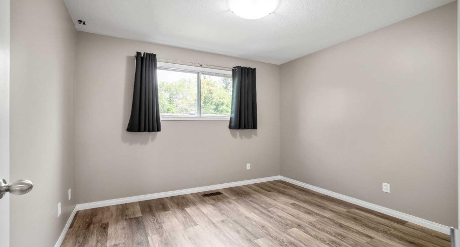 313 4 Street, Diamond Valley, Alberta T0L0H0, 4 Bedroom Bedrooms, 0 ,3 BathroomBathrooms,Residential,For Sale,4,0,A2327744