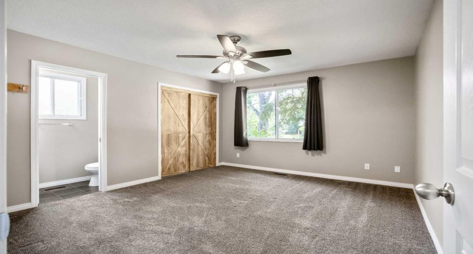 313 4 Street, Diamond Valley, Alberta T0L0H0, 4 Bedroom Bedrooms, 0 ,3 BathroomBathrooms,Residential,For Sale,4,0,A2327744