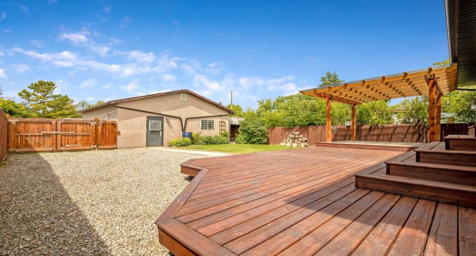 313 4 Street, Diamond Valley, Alberta T0L0H0, 4 Bedroom Bedrooms, 0 ,3 BathroomBathrooms,Residential,For Sale,4,0,A2327744