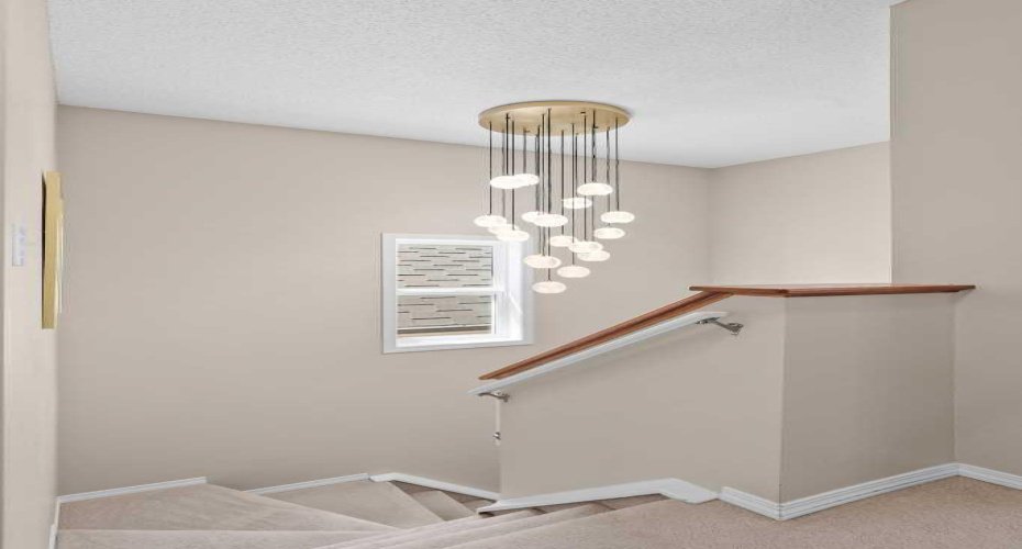 85 Evermeadow Manor, Calgary, Alberta T2Y 4W8, 3 Bedroom Bedrooms, 0 ,3 BathroomBathrooms,Residential,For Sale,Evermeadow,0,A2327764