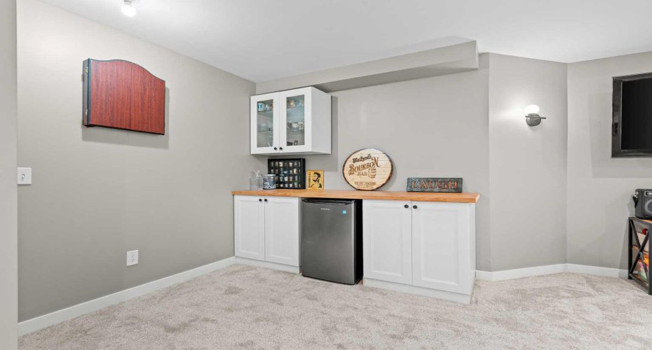85 Evermeadow Manor, Calgary, Alberta T2Y 4W8, 3 Bedroom Bedrooms, 0 ,3 BathroomBathrooms,Residential,For Sale,Evermeadow,0,A2327764