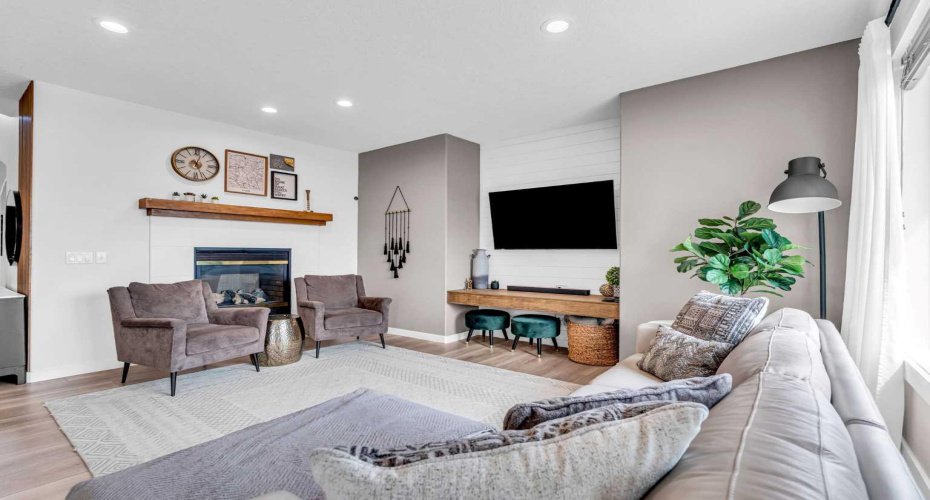 452 Evergreen Circle, Calgary, Alberta T2Y 0H2, 6 Bedroom Bedrooms, 0 ,4 BathroomBathrooms,Residential,For Sale,Evergreen,0,A2327765