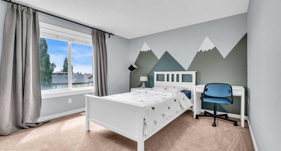 452 Evergreen Circle, Calgary, Alberta T2Y 0H2, 6 Bedroom Bedrooms, 0 ,4 BathroomBathrooms,Residential,For Sale,Evergreen,0,A2327765
