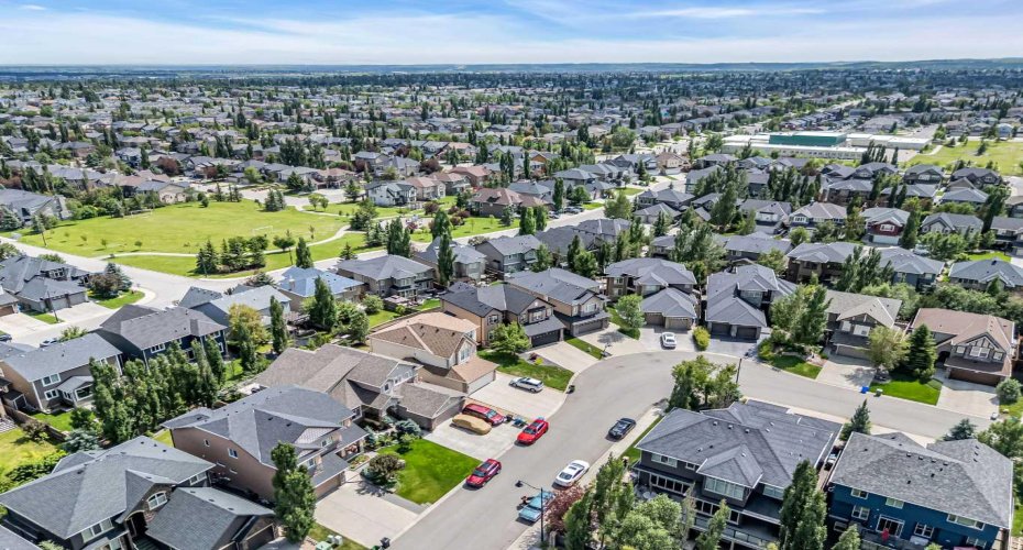 452 Evergreen Circle, Calgary, Alberta T2Y 0H2, 6 Bedroom Bedrooms, 0 ,4 BathroomBathrooms,Residential,For Sale,Evergreen,0,A2327765