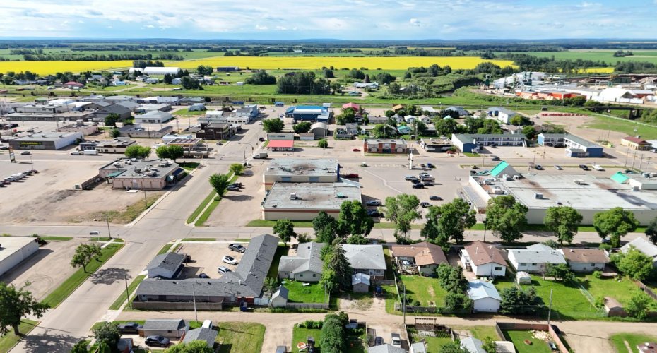 5012 54th Avenue, High Prairie, Alberta T0G 1E0, 0 , 0 ,0,Multi-family,For Sale,54th Avenue,0,A2327775
