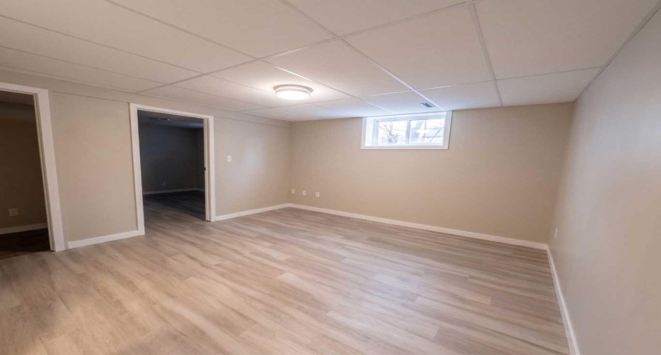 1095 Berkley Drive, Calgary, Alberta T3K 1S6, 4 Bedroom Bedrooms, 0 ,3 BathroomBathrooms,Residential,For Sale,Berkley,0,A2327779