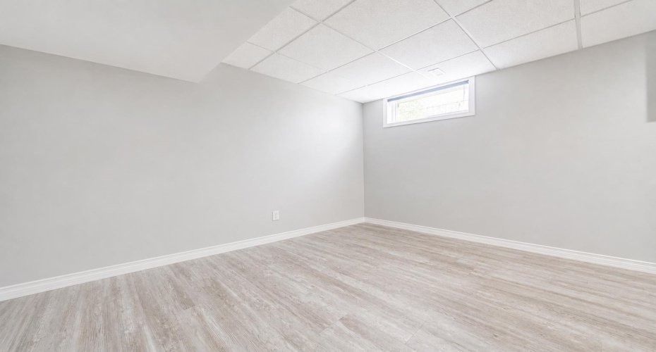 131 Mitchell Crescent, Medicine Hat, Alberta T1A6V3, 3 Bedroom Bedrooms, 0 ,2 BathroomBathrooms,Residential,For Sale,Mitchell,0,A2327794