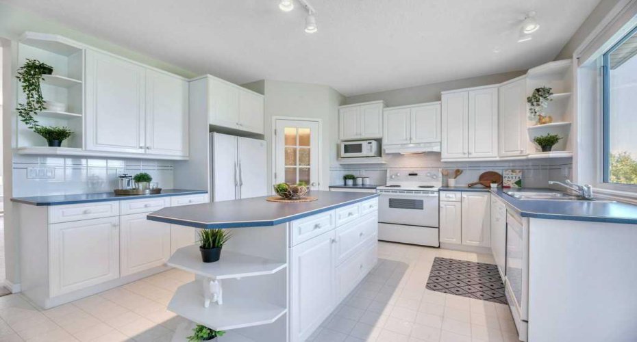 12739 Douglasview Boulevard, Calgary, Alberta T2Z 2P3, 4 Bedroom Bedrooms, 0 ,3 BathroomBathrooms,Residential,For Sale,Douglasview,0,A2327795