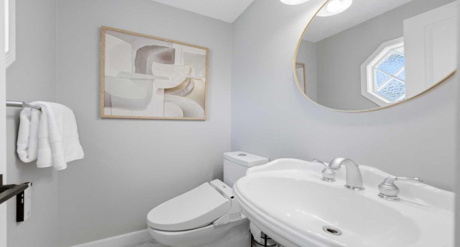 Secondary En-Suite