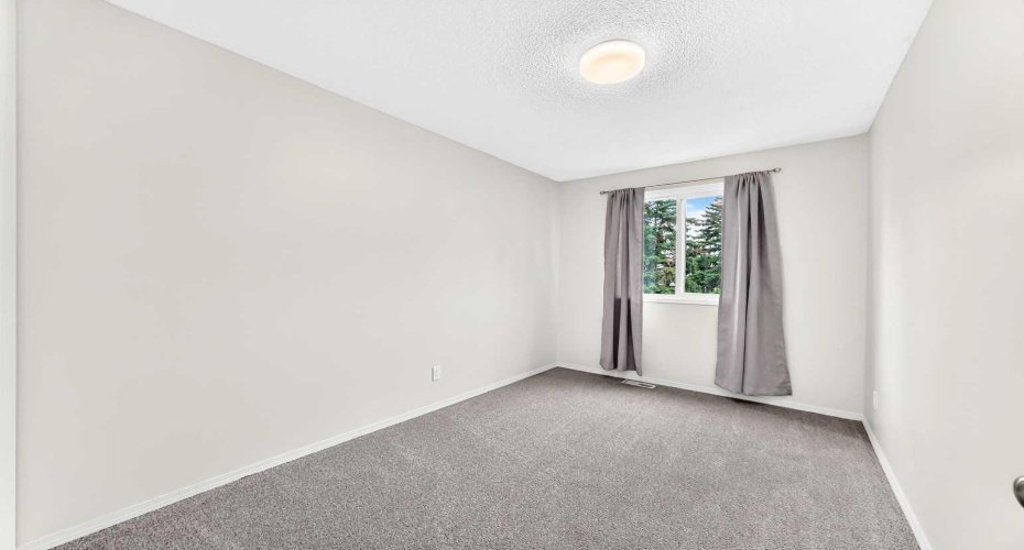 219 90 Avenue, Calgary, Alberta T2J0A3, 3 Bedroom Bedrooms, 0 ,1 BathroomBathrooms,Residential,For Sale,90,0,A2327840