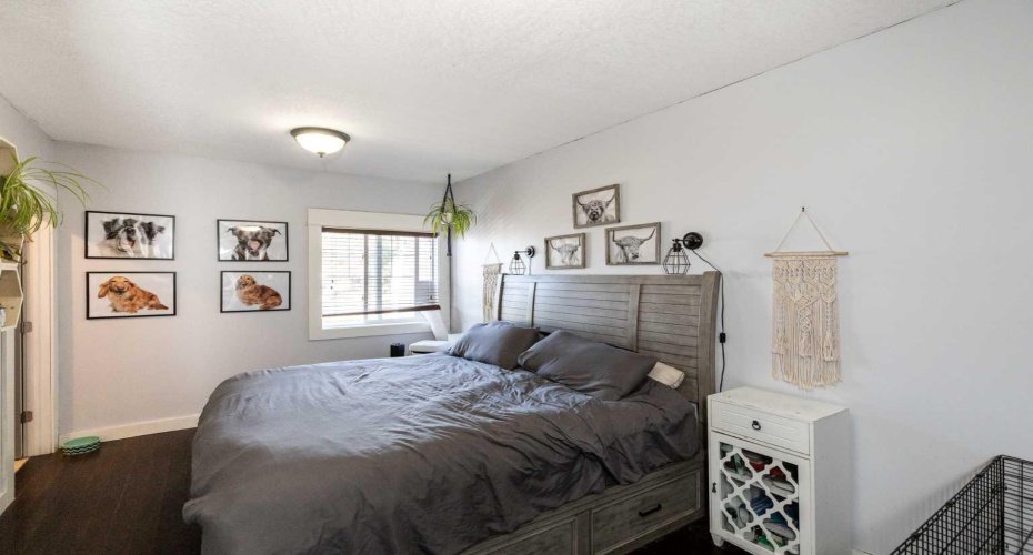 6006B 52 Avenue, Stettler, Alberta T4K 1K5, 3 Bedroom Bedrooms, 0 ,3 BathroomBathrooms,Residential,For Sale,52,0,A2327863